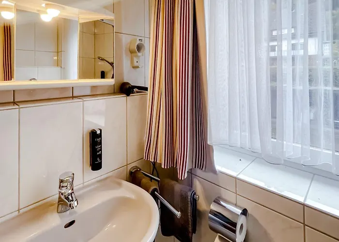 Smart B&b2 Bb2 323 Otel *